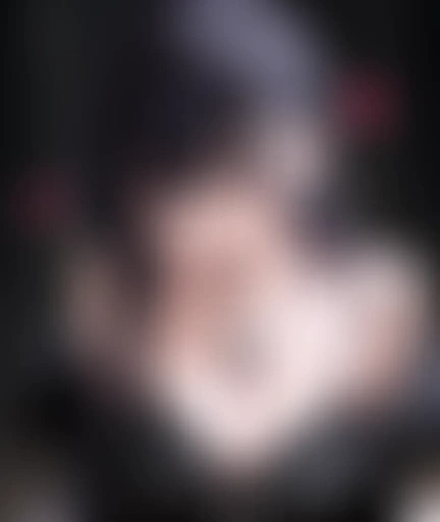 Blurred preview image
