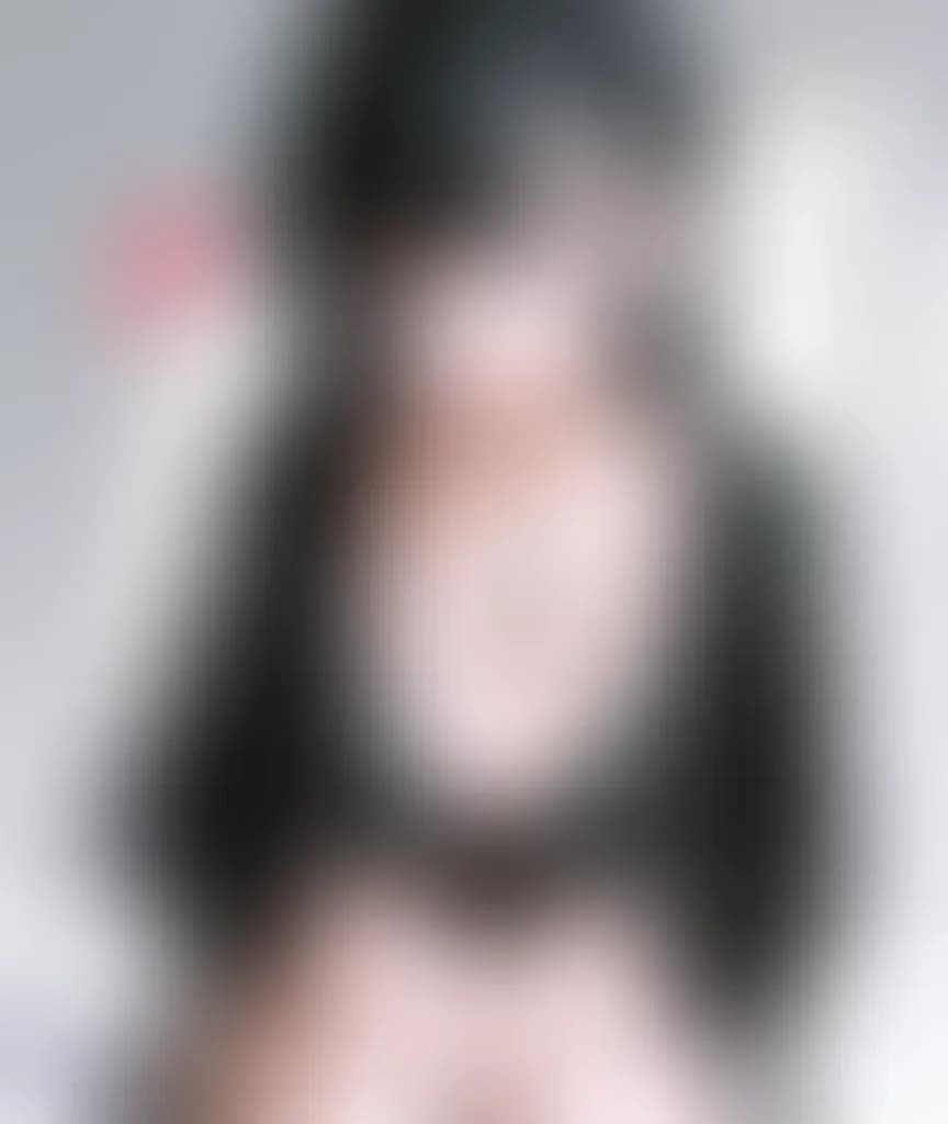 Blurred preview image