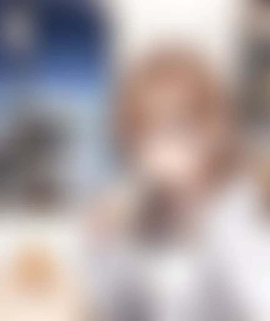 Blurred preview image