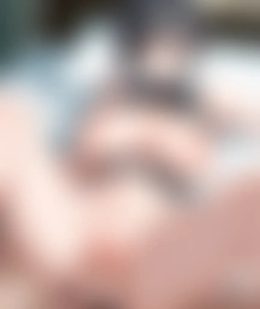 Blurred preview image