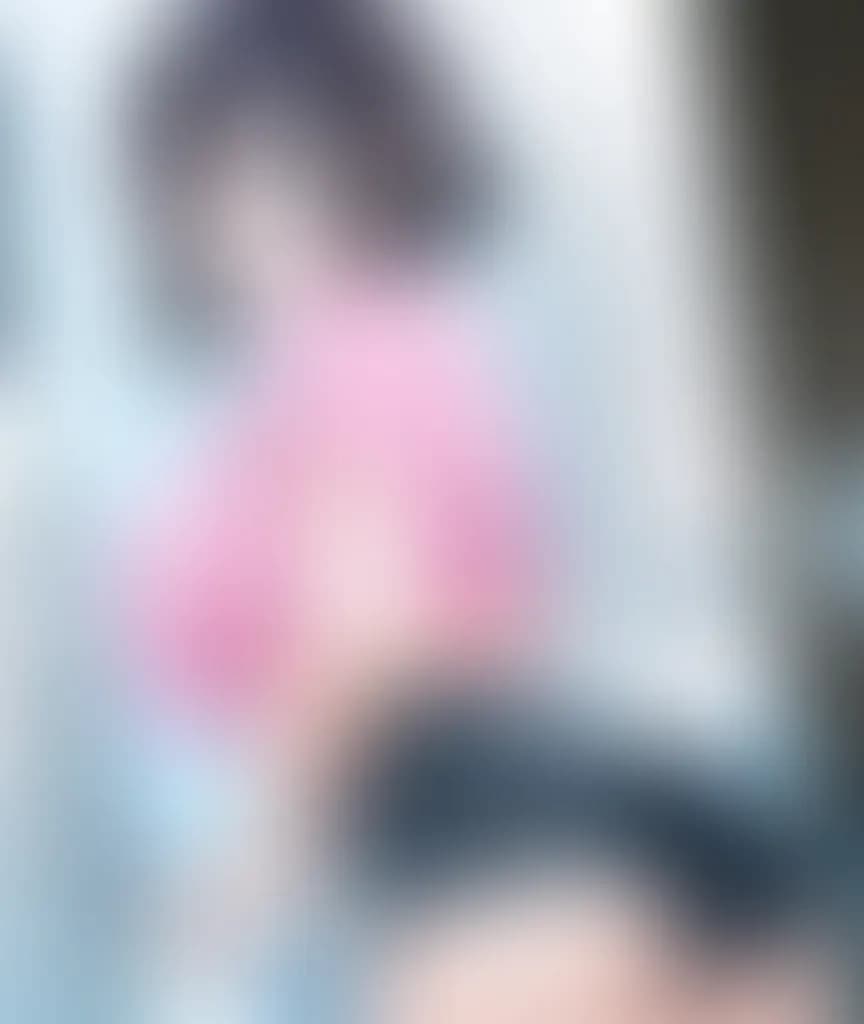 Blurred preview image