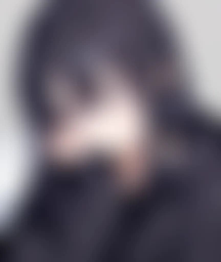 Blurred preview image