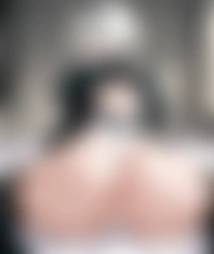 Blurred preview image