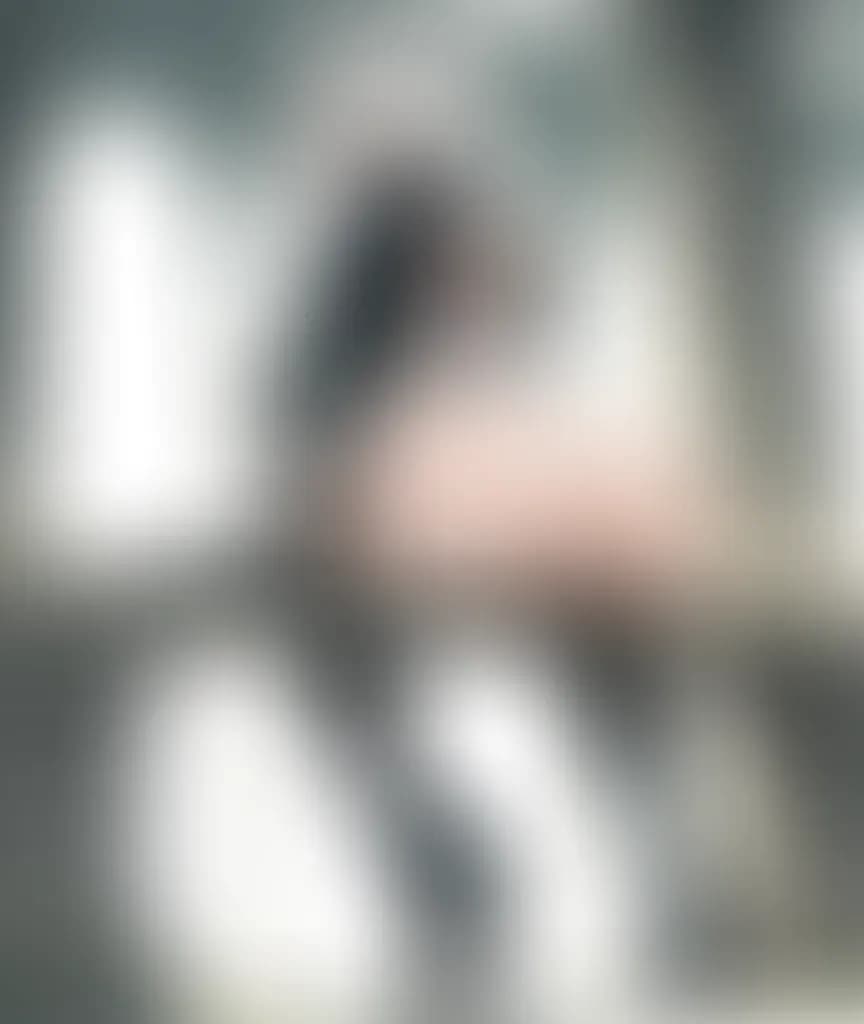 Blurred preview image