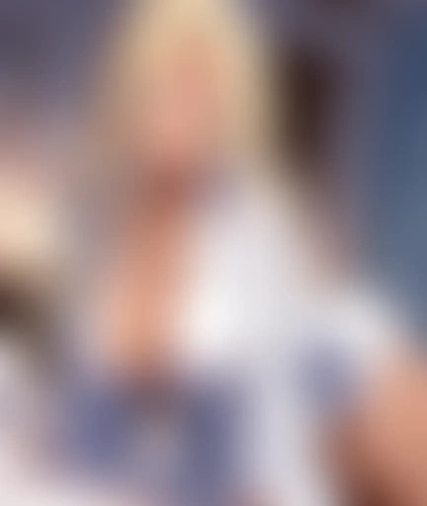 Blurred preview image