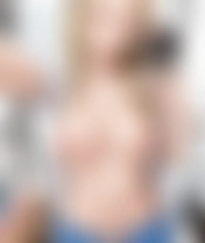 Blurred preview image