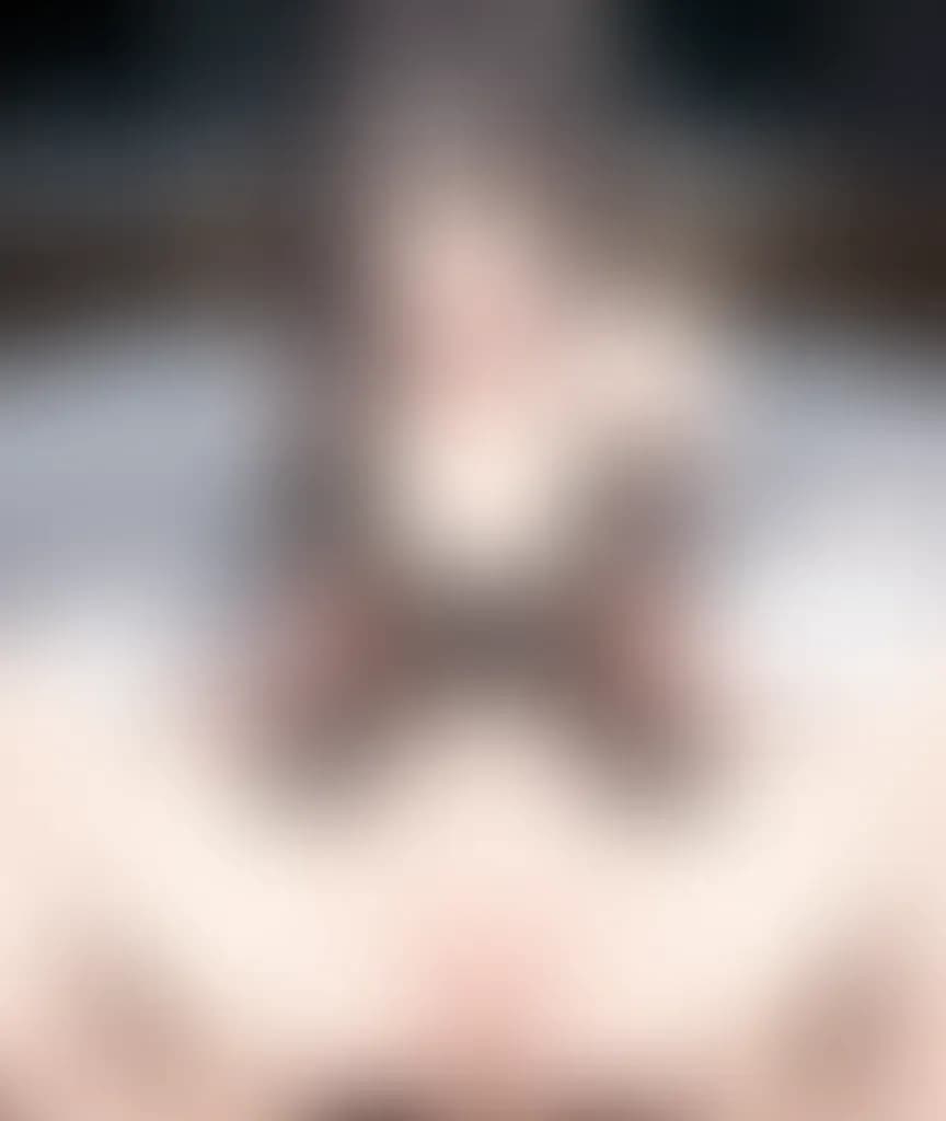 Blurred preview image