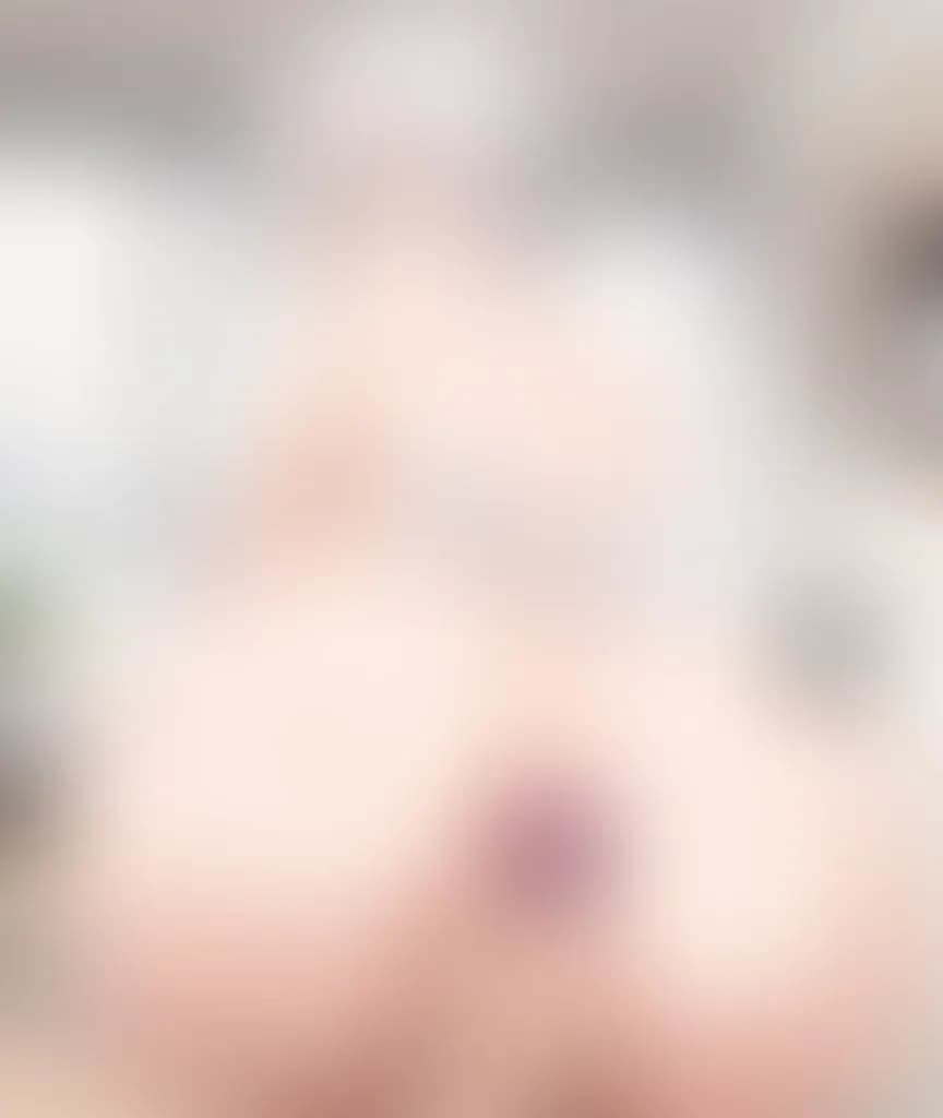 Blurred preview image