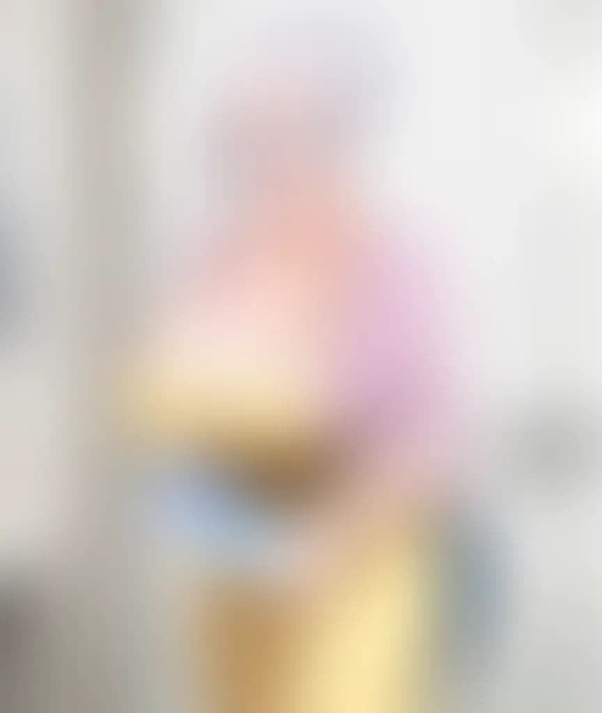 Blurred preview image