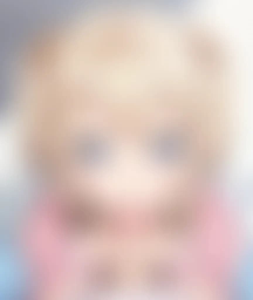 Blurred preview image