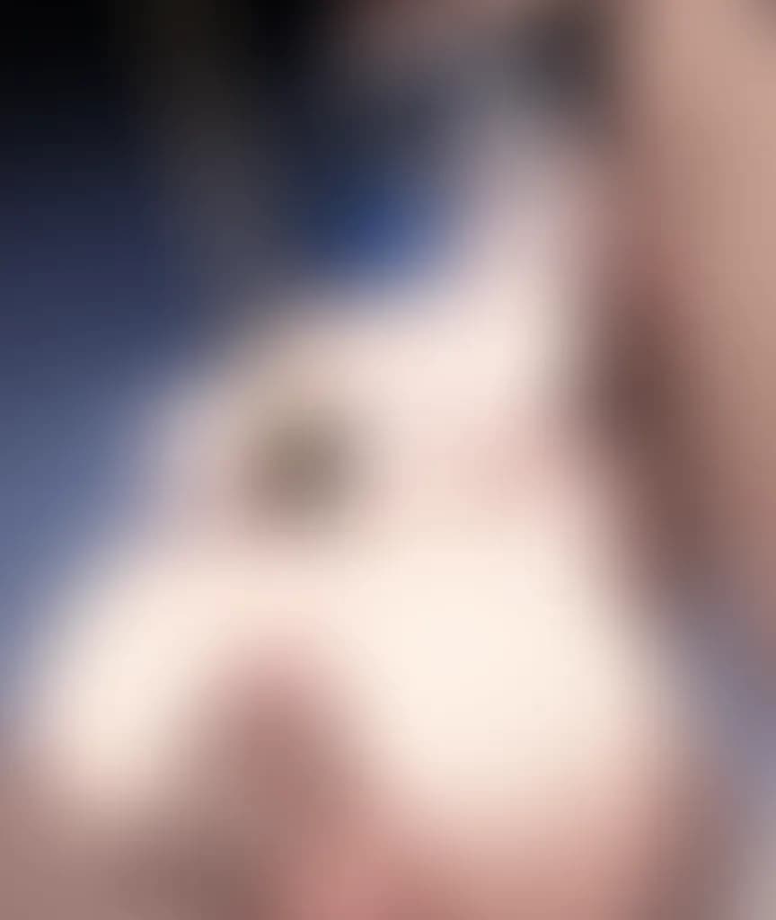 Blurred preview image