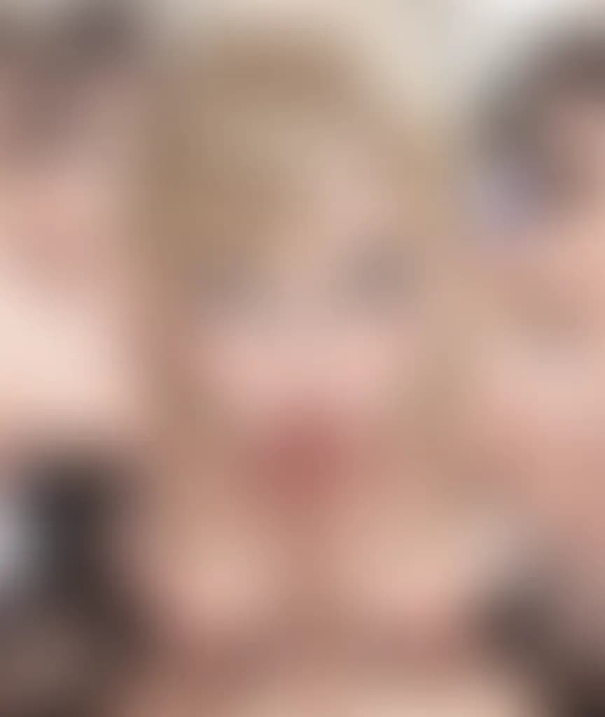 Blurred preview image