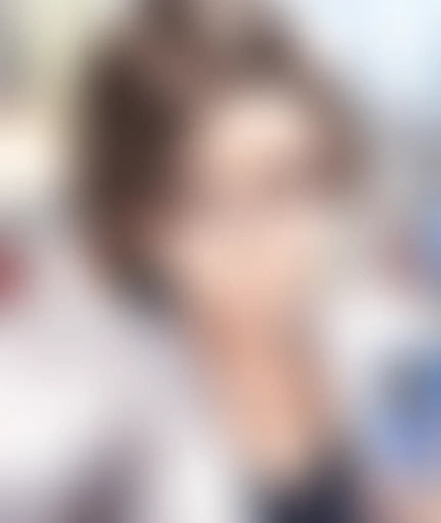 Blurred preview image