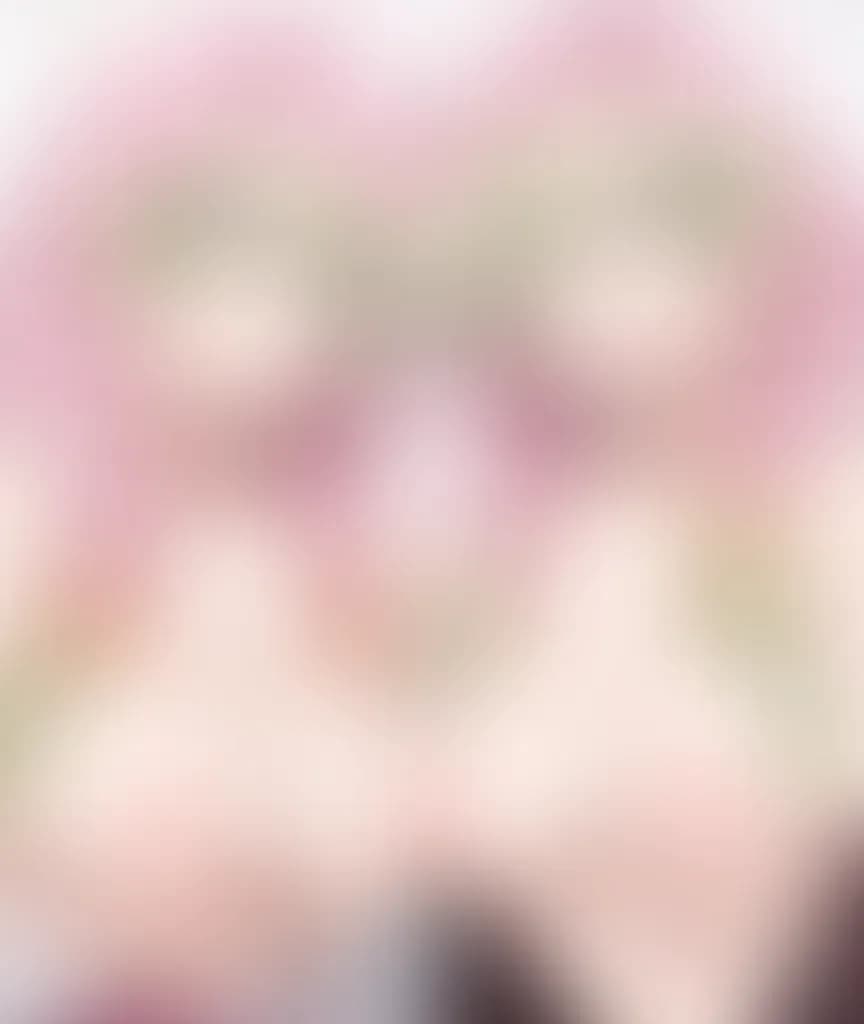 Blurred preview image