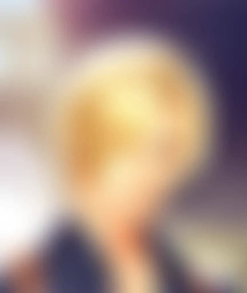 Blurred preview image