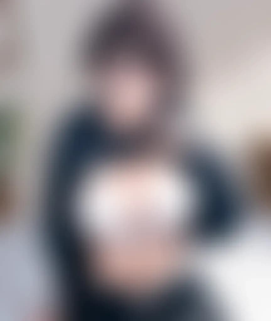 Blurred preview image