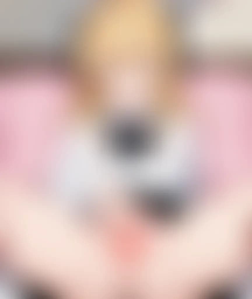 Blurred preview image
