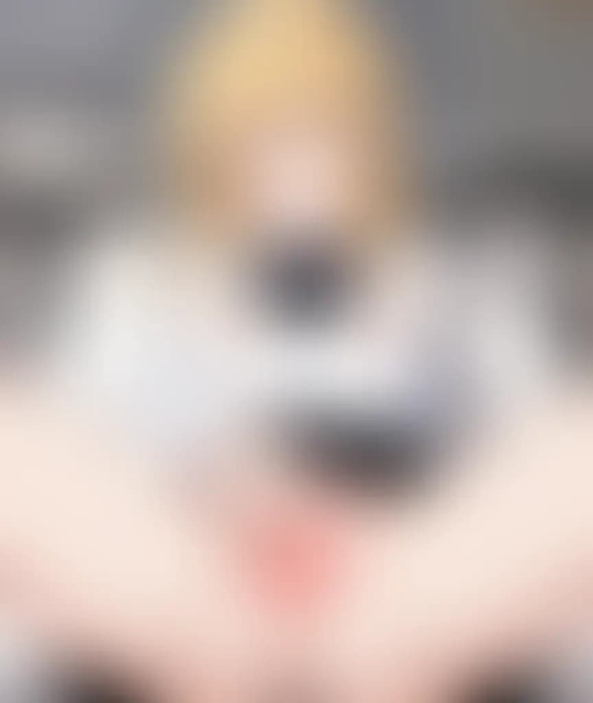 Blurred preview image