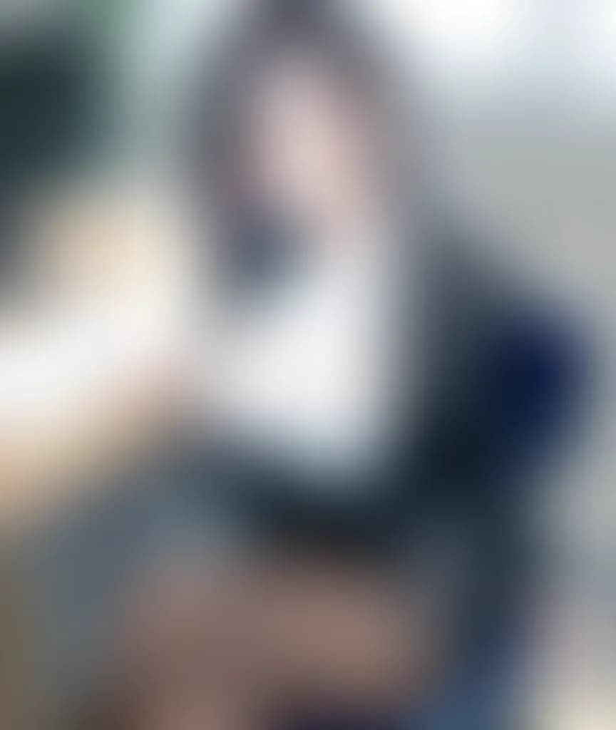 Blurred preview image
