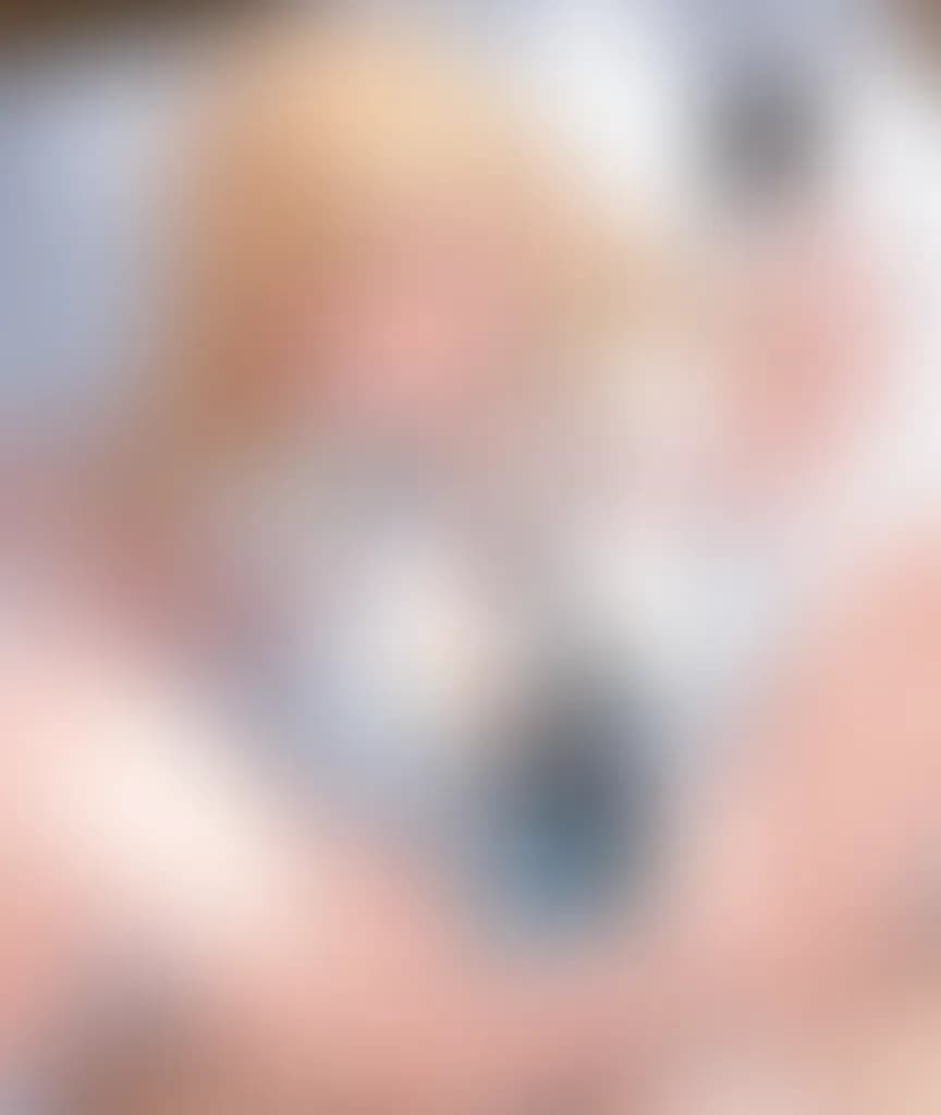 Blurred preview image
