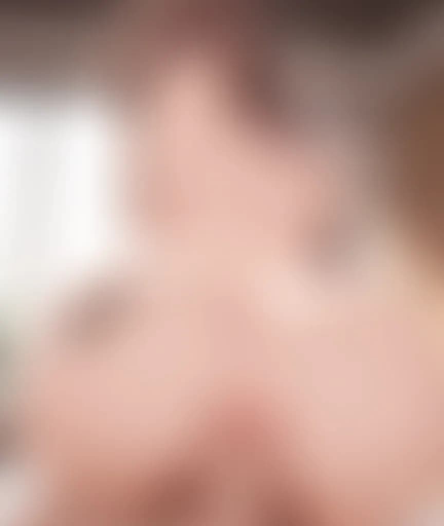 Blurred preview image