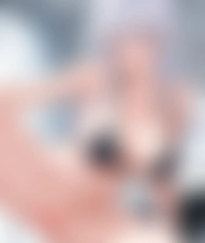 Blurred preview image