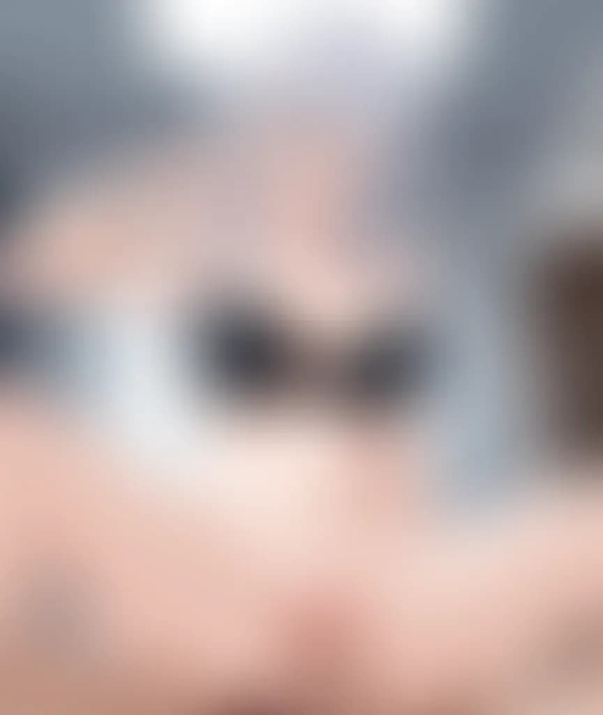 Blurred preview image