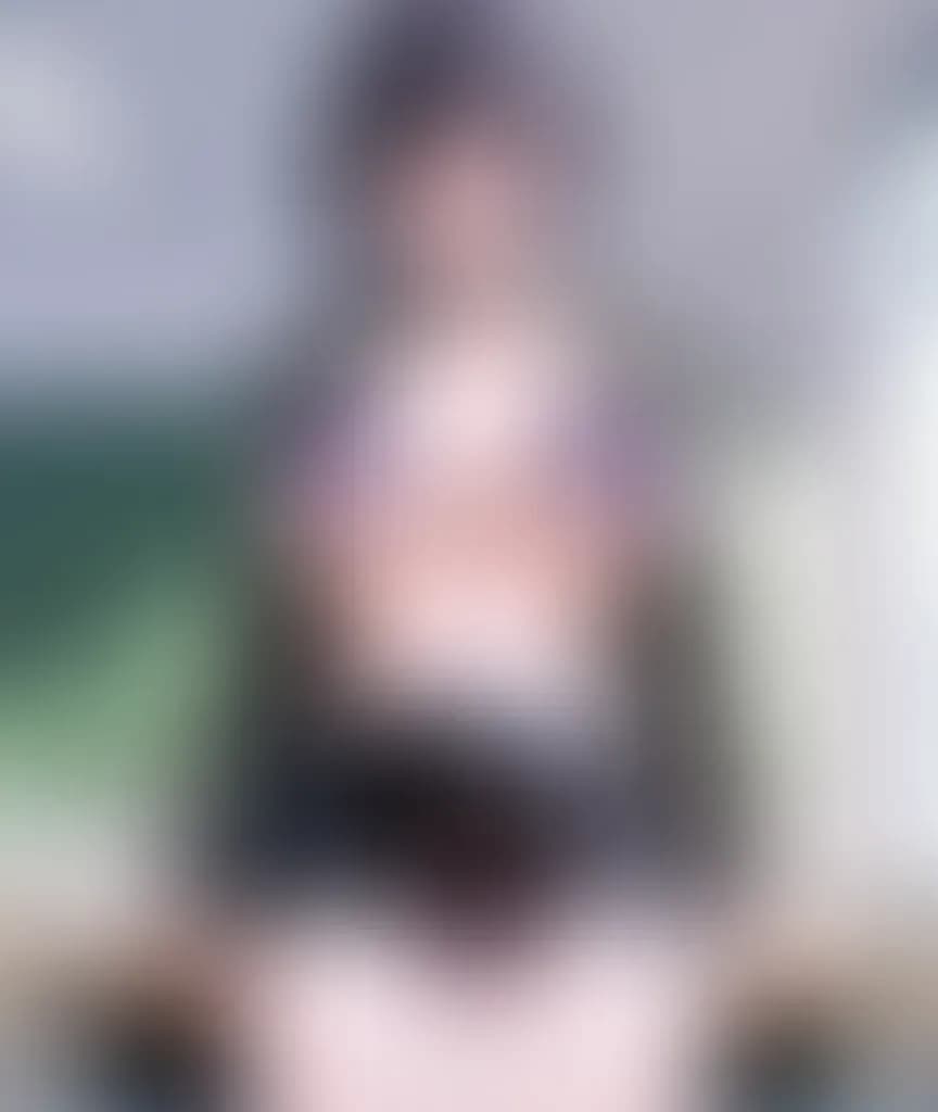 Blurred preview image