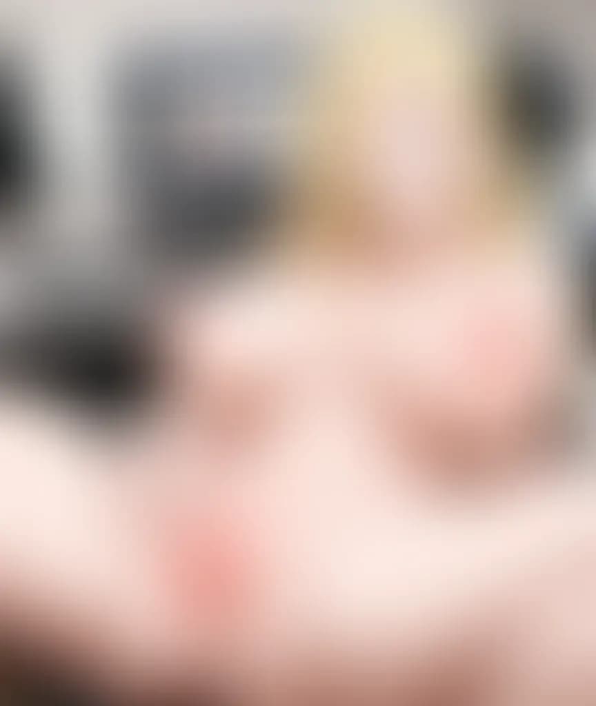 Blurred preview image
